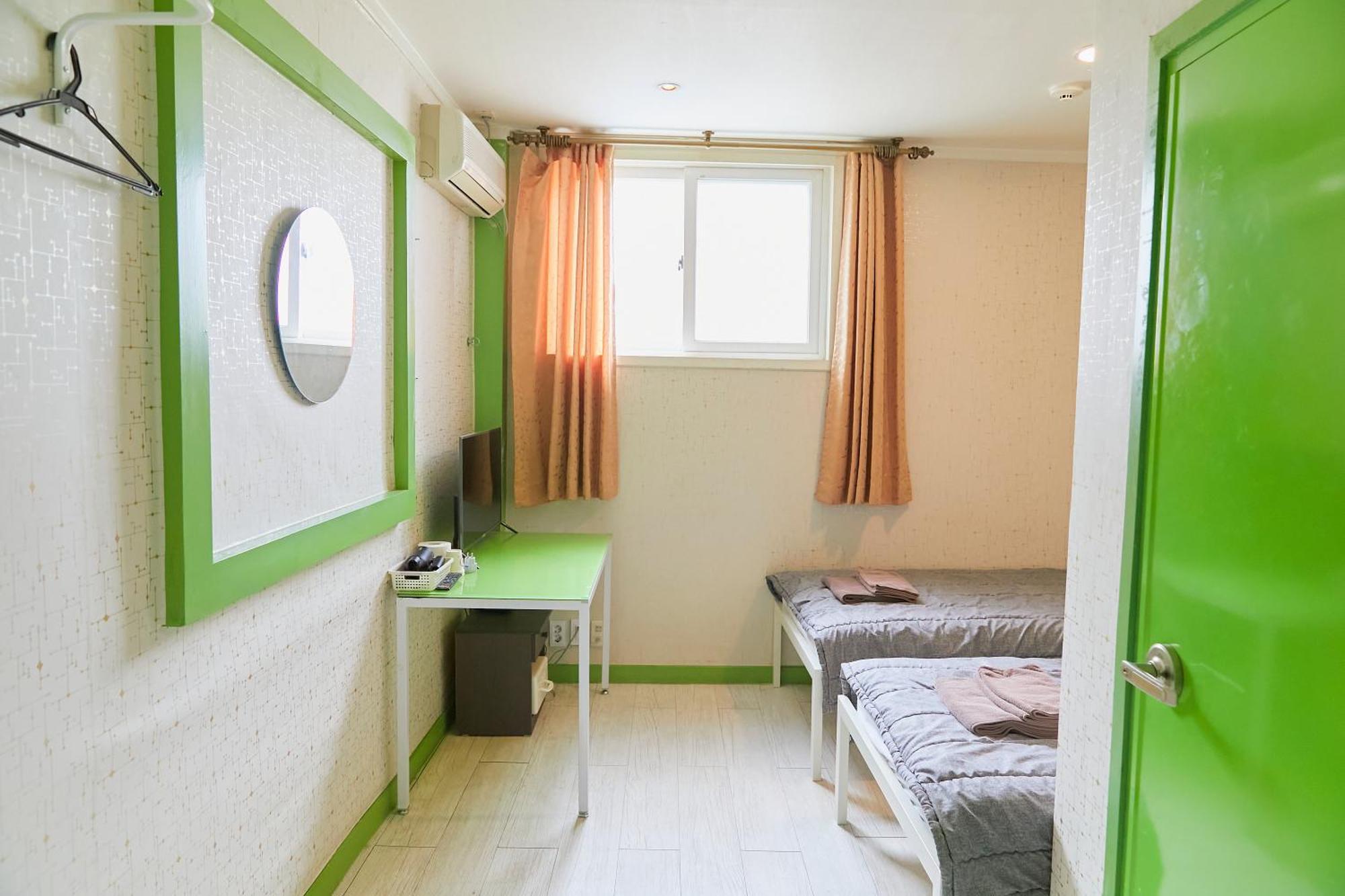 Travelers A Korea Hostel Seoel Buitenkant foto